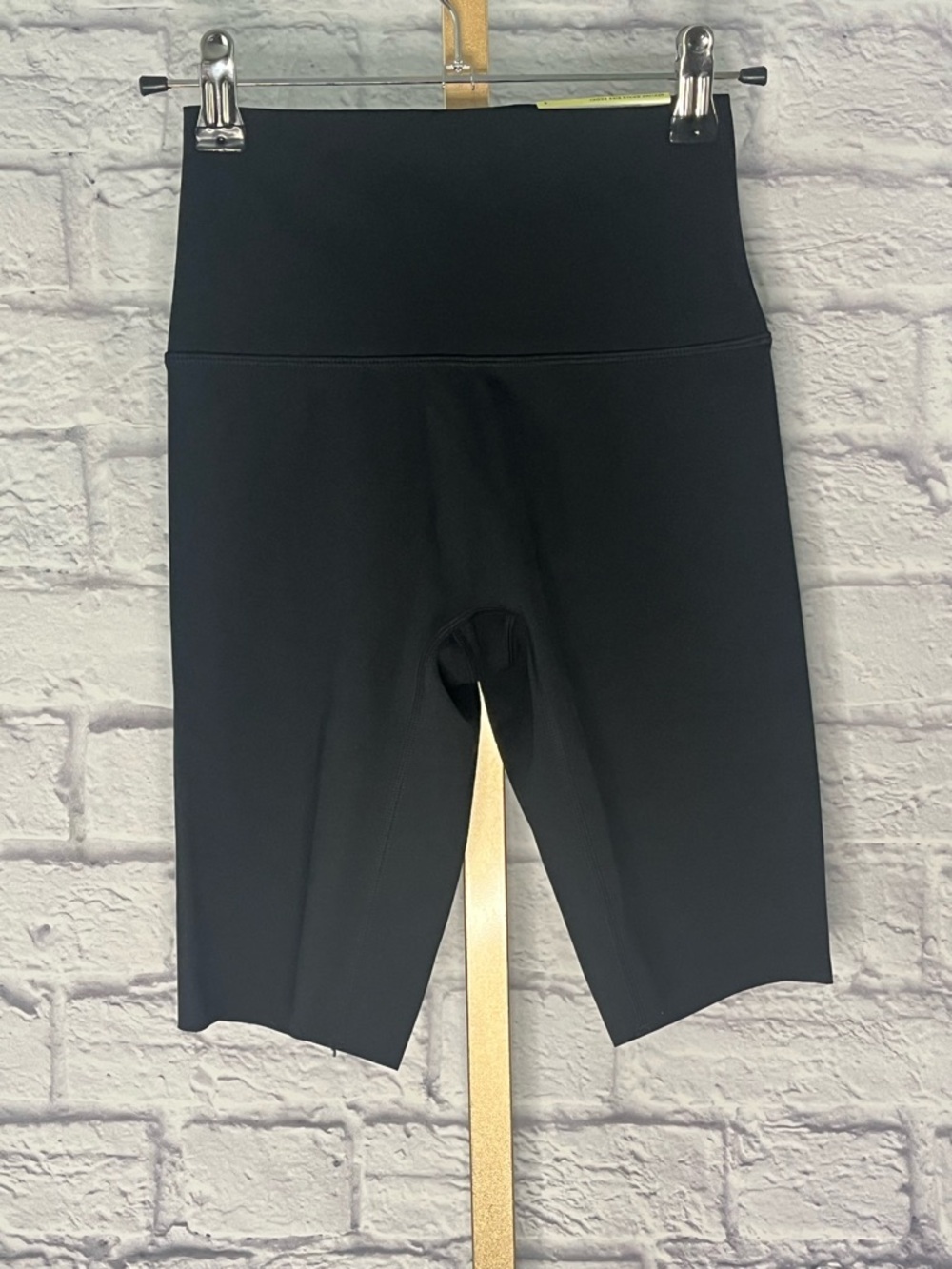 Offline by Aerie small NWT black offline goals bike shorts hi-rise